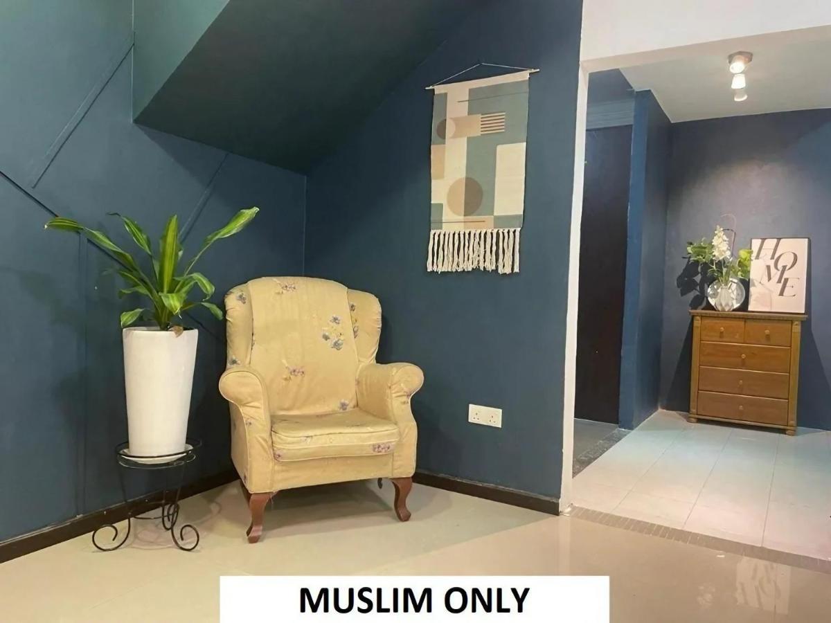 Homestay Laman Nuri, Kota Damansara Petaling Dzsaja Kültér fotó