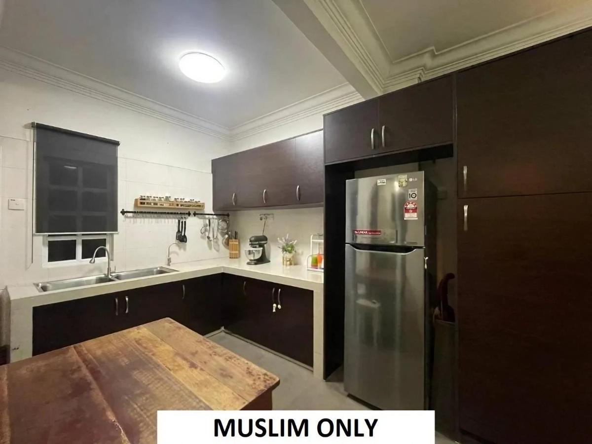 Homestay Laman Nuri, Kota Damansara Petaling Dzsaja Kültér fotó