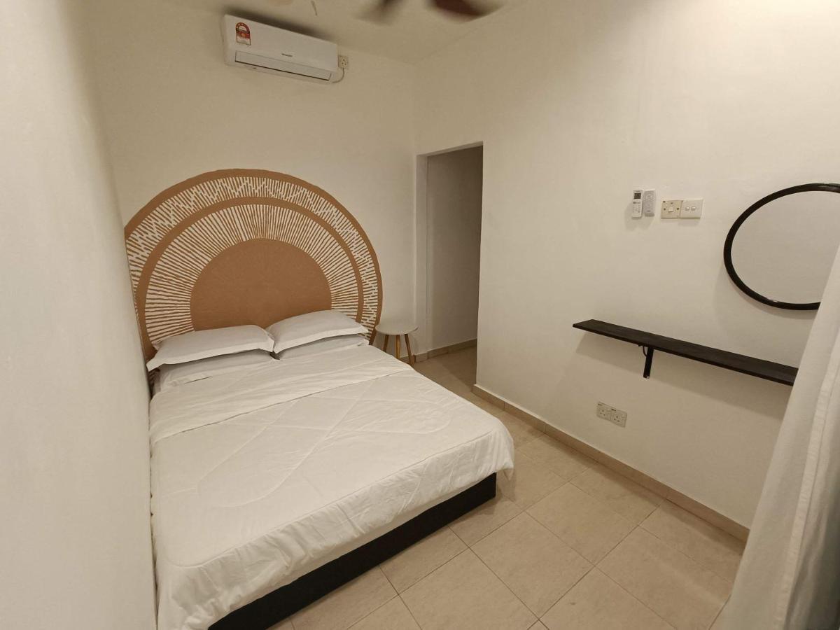 Homestay Laman Nuri, Kota Damansara Petaling Dzsaja Kültér fotó